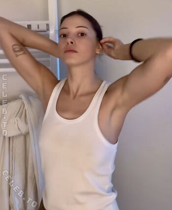 Nina Chuba