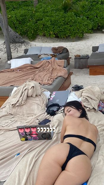 Nina Kraviz Leaked Nude OnlyFans (Photo 1)