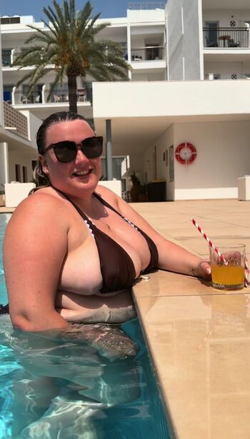 Nina & Laura Leaked Nude OnlyFans (Photo 29)
