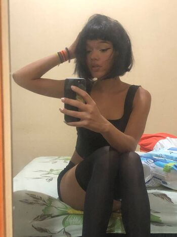 NinfetinhaMag Leaked Nude OnlyFans (Photo 1)