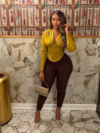 Nneka Leaked Nude OnlyFans (Photo 6)