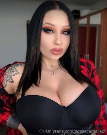 noellecameliaof