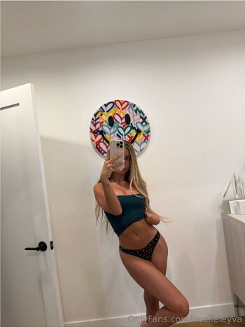 noelleleyva