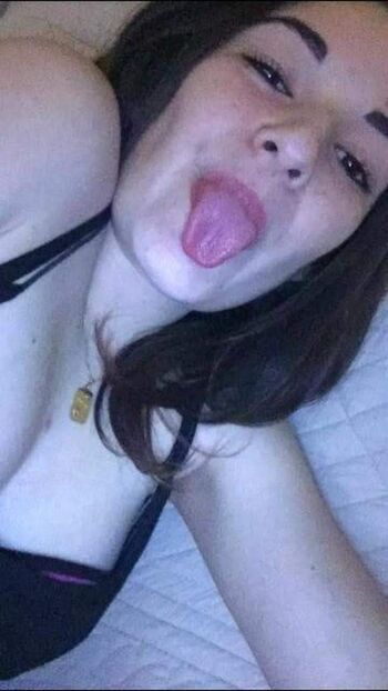 Noelyn Noelline Leaked Nude OnlyFans (Photo 8)
