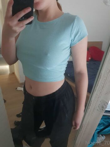 Noemi_70_VIP Leaked Nude OnlyFans (Photo 19)