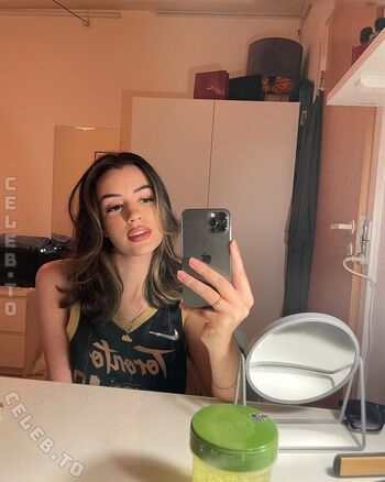 NoraExplorer Leaked Nude OnlyFans (Photo 35)