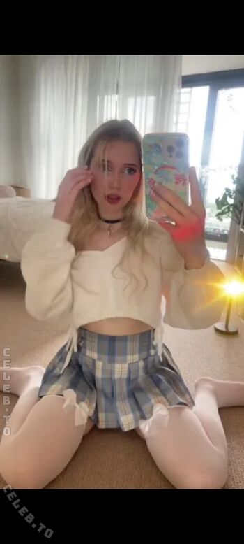 Nymphet_Angel