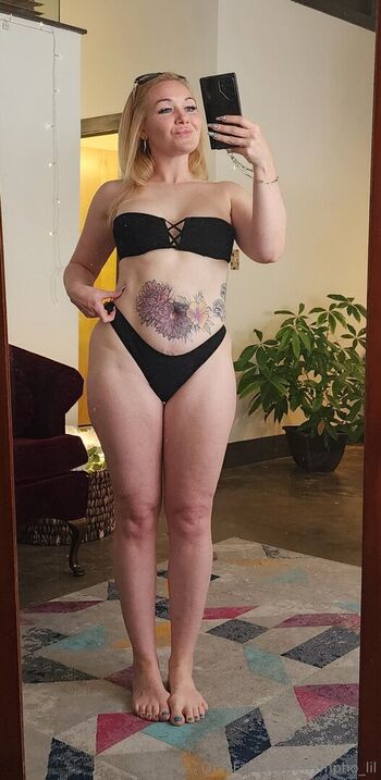 nympho_lil Leaked Nude OnlyFans (Photo 5)