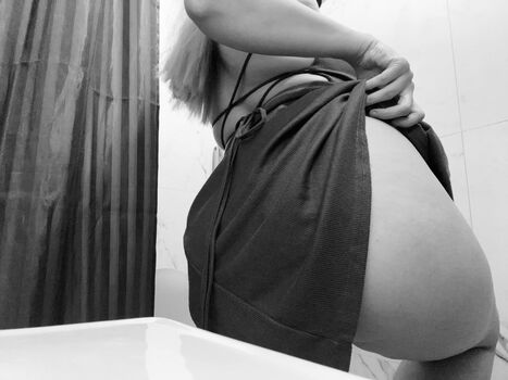 Nytatuta Leaked Nude OnlyFans (Photo 27)