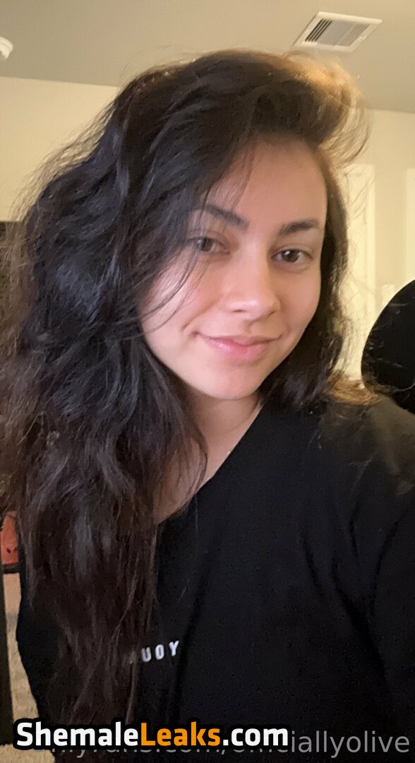 ficiallyolives / officiallyolive / officiallyolives Leaked Nude