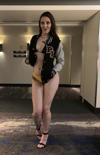 OftenElle Leaked Nude OnlyFans (Photo 145)