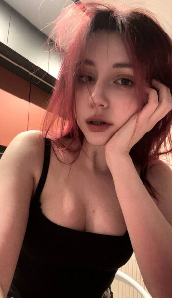 Oh1koChan Leaked Nude OnlyFans (Photo 8)