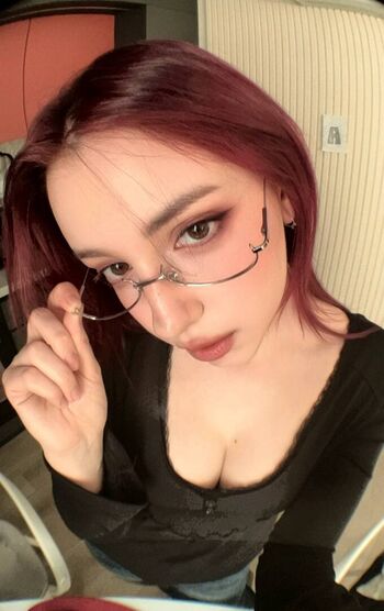 Oh1koChan Leaked Nude OnlyFans (Photo 9)