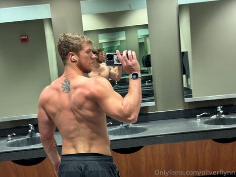 oliverflynn Leaked Nude OnlyFans (Photo 2)