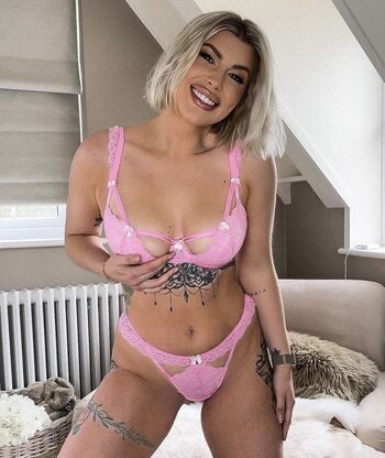 Olivia Buckland Leaked Nude OnlyFans (Photo 22)