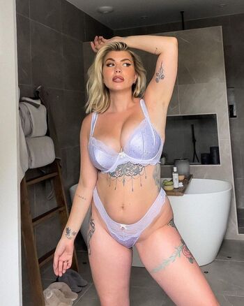 Olivia Buckland Leaked Nude OnlyFans (Photo 25)
