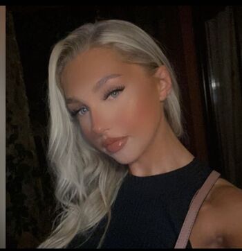 Olivia Littlewood Leeds Leaked Nude OnlyFans (Photo 6)