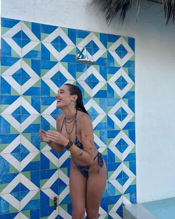 Olivia O'Brien Leaked Nude OnlyFans (Photo 19)