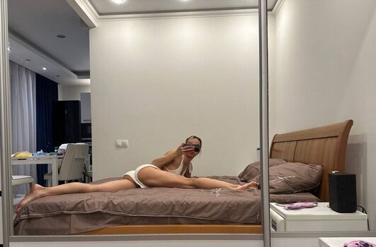 Ollechka09 Leaked Nude OnlyFans (Photo 8)