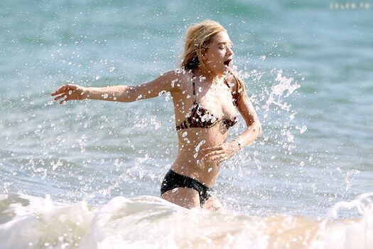 Olsen Twins Leaked Nude OnlyFans (Photo 30)