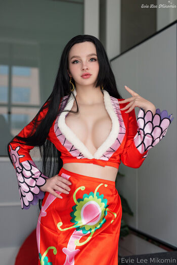 One Piece Leaked Nude OnlyFans (Photo 532)