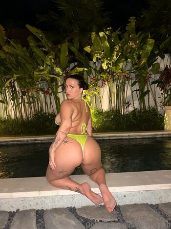 only.harrietx Leaked Nude OnlyFans (Photo 21)