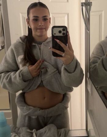 only1aliya Leaked Nude OnlyFans (Photo 8)