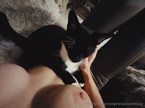 Ophelia Overdose