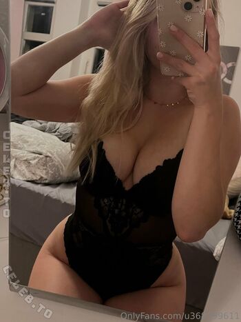 Ossi Desi Leaked Nude OnlyFans (Photo 7)