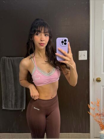 Over.taaa Leaked Nude OnlyFans (Photo 22)