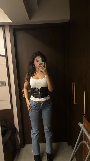 Pakhi Gadh Leaked Nude OnlyFans (Photo 31)