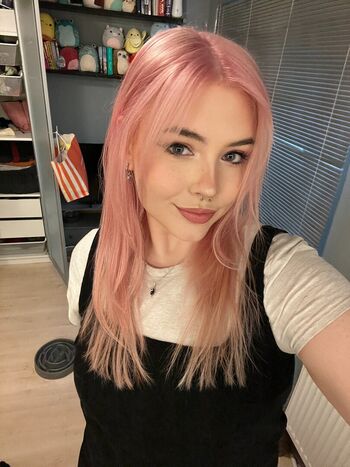 Paliza Leaked Nude OnlyFans (Photo 44)