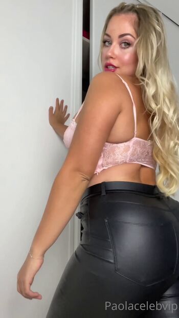 Paola Skye