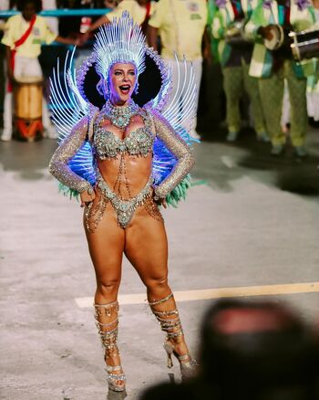 Paolla Oliveira