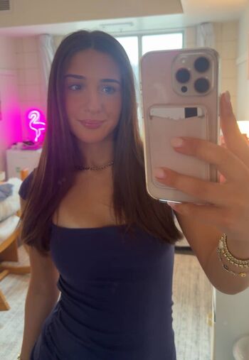 Pardiss.carello Leaked Nude OnlyFans (Photo 120)