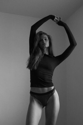 Paulina Paprocka Leaked Nude OnlyFans (Photo 3)