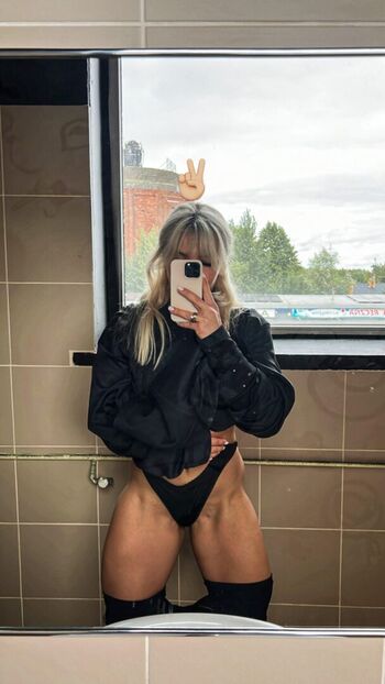 Paulina Zawlocka Leaked Nude OnlyFans (Photo 13)
