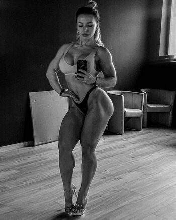 Paulina Zawlocka Leaked Nude OnlyFans (Photo 17)