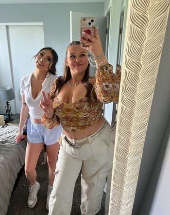 Pawtfut Leaked Nude OnlyFans (Photo 2)