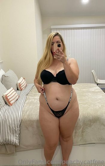 peachycatfree Leaked Nude OnlyFans (Photo 30)
