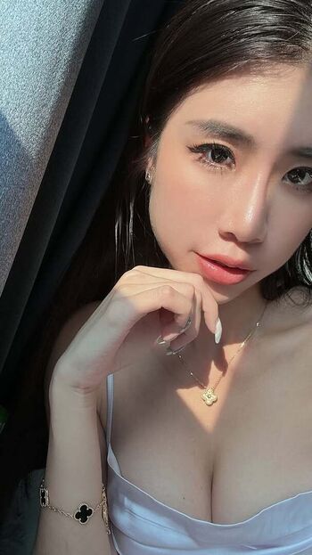 peiween Leaked Nude OnlyFans (Photo 1)