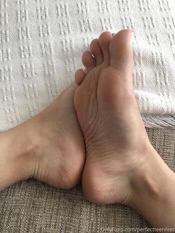 perfectteenfeet Leaked Nude OnlyFans (Photo 24)