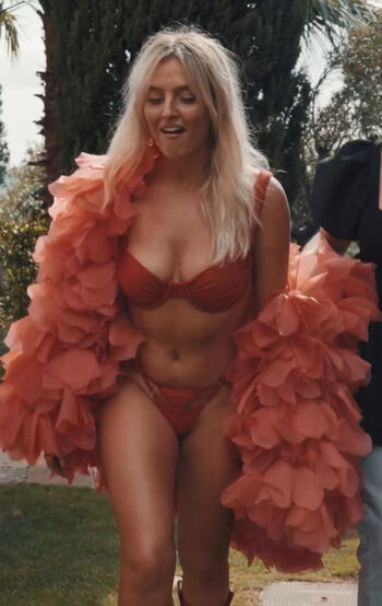 Perrie Edwards
