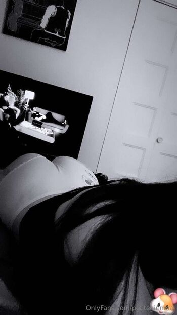petitegirlnora