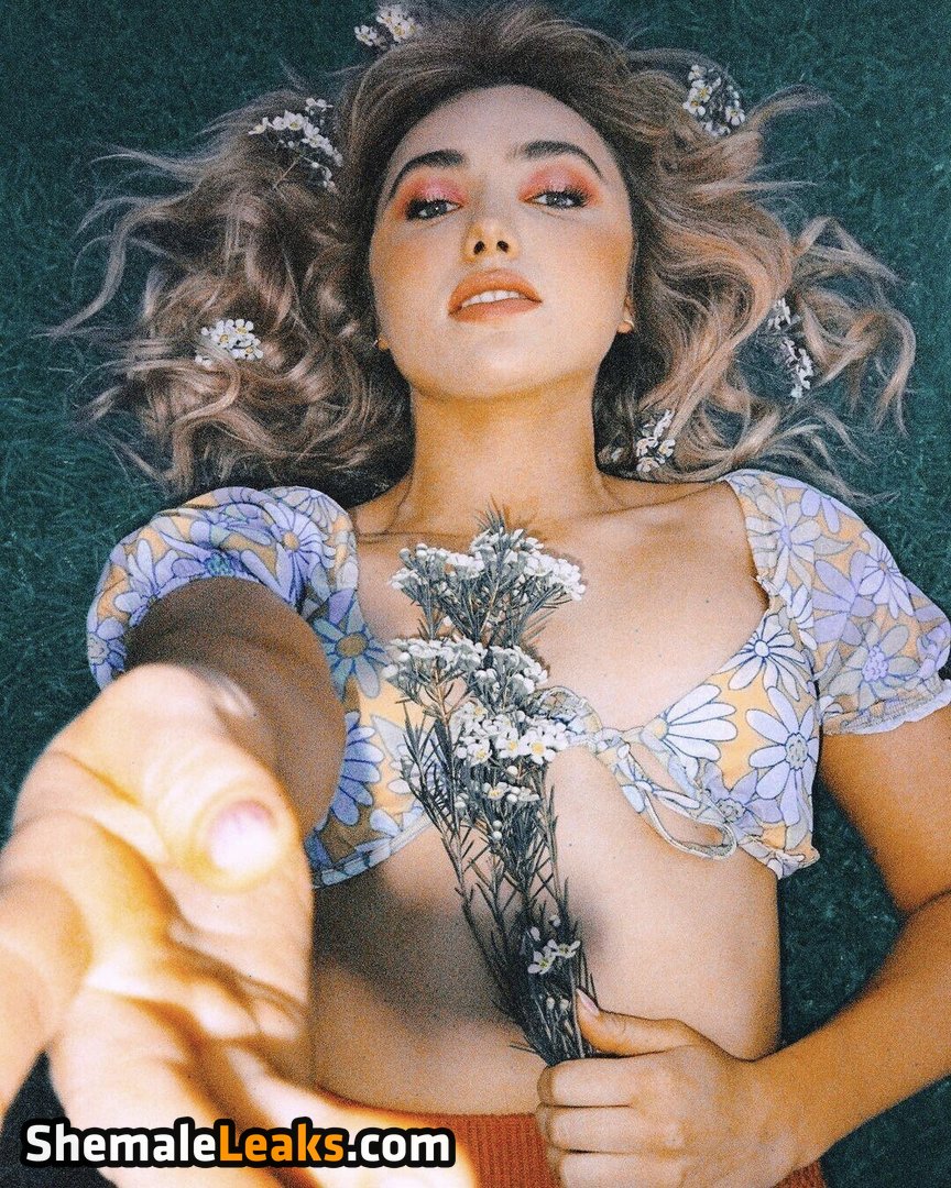 Peyton List  PeytonList  dammitpayton Leaked Nude OnlyFans (Photo 7) -  ShemaleLeaks!