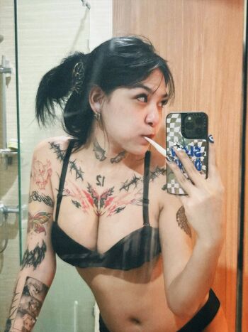 Pinchxnn Leaked Nude OnlyFans (Photo 40)