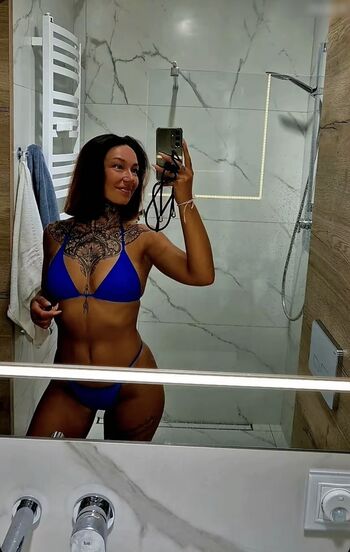 pineapple_ink Leaked Nude OnlyFans (Photo 4)
