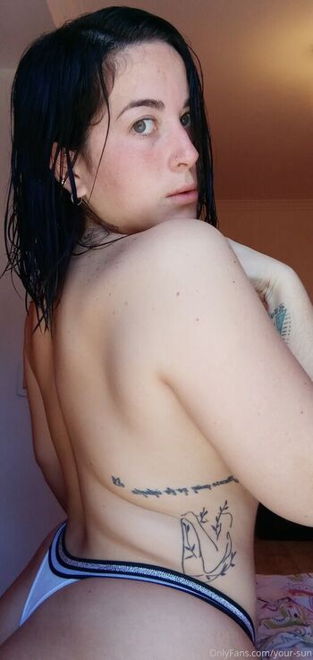 pinkksun Leaked Nude OnlyFans (Photo 3)