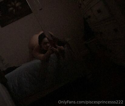 piscesprincesss22 Leaked Nude OnlyFans (Photo 16)
