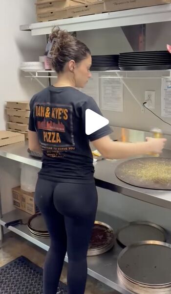 Pizzeria Baddies